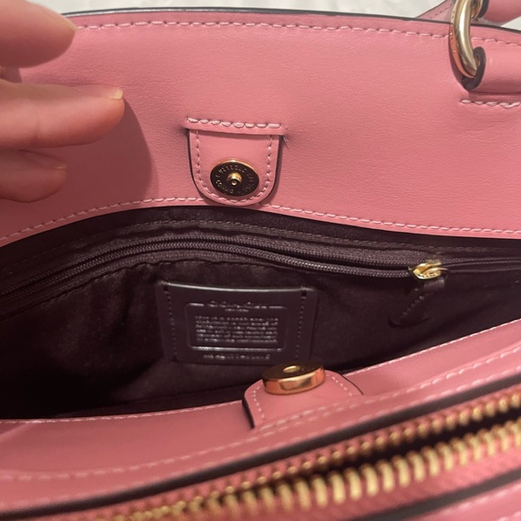 Beautiful COACH bag! Like new! - Picture 7 of 13